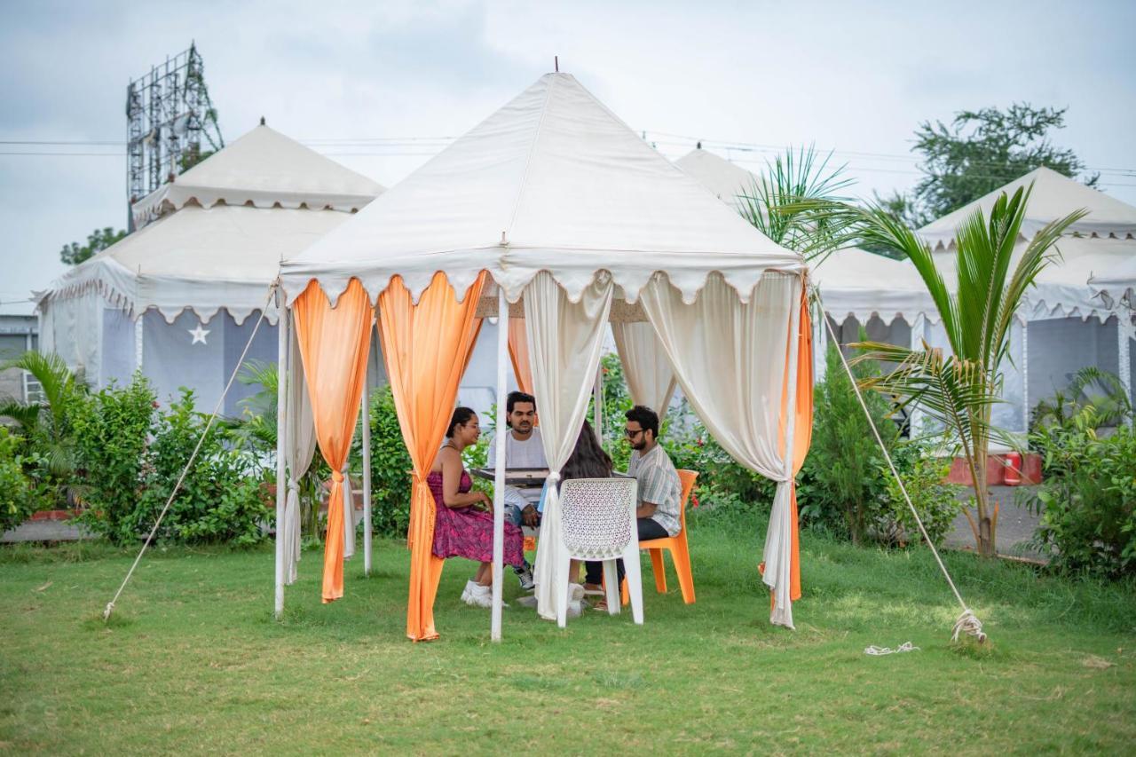 Unity Holiday Tent City Kevadia Exterior foto